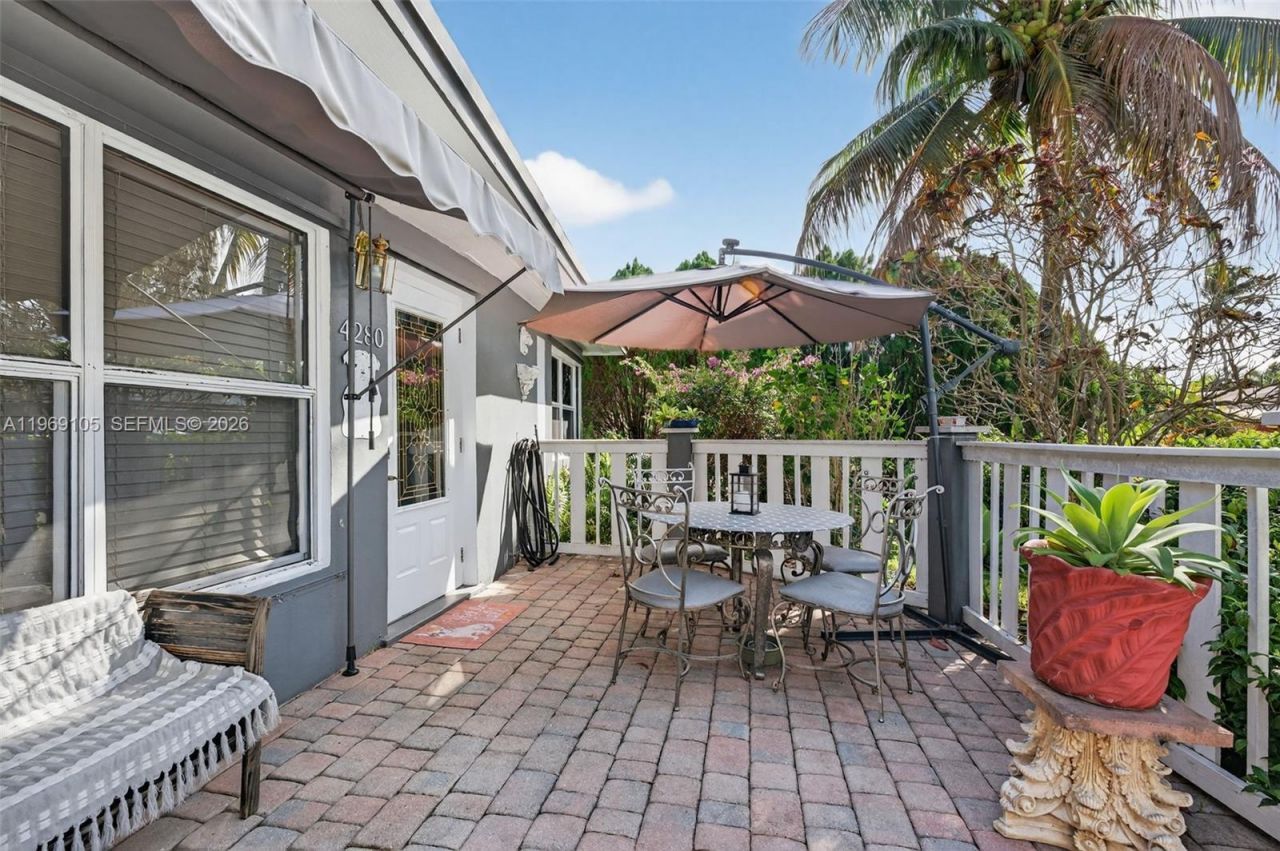 4280 NE 11th Ter, Pompano Beach, FL 33064 Photo