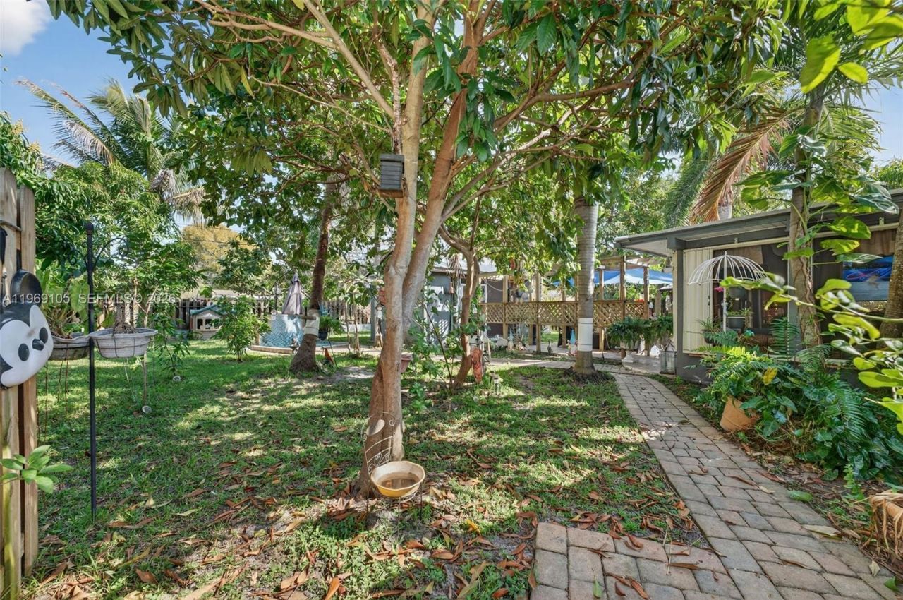 4280 NE 11th Ter, Pompano Beach, FL 33064 Photo