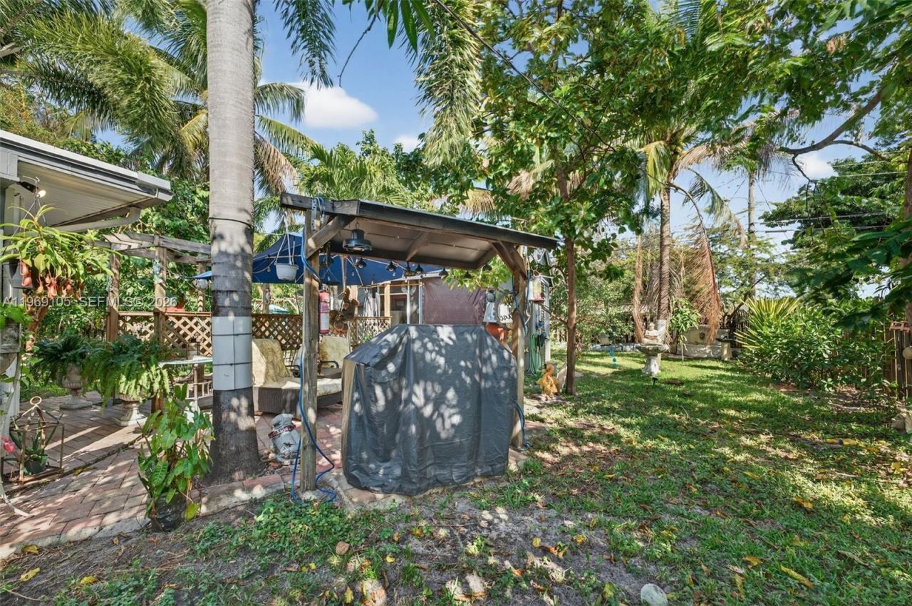 4280 NE 11th Ter, Pompano Beach, FL 33064 Photo