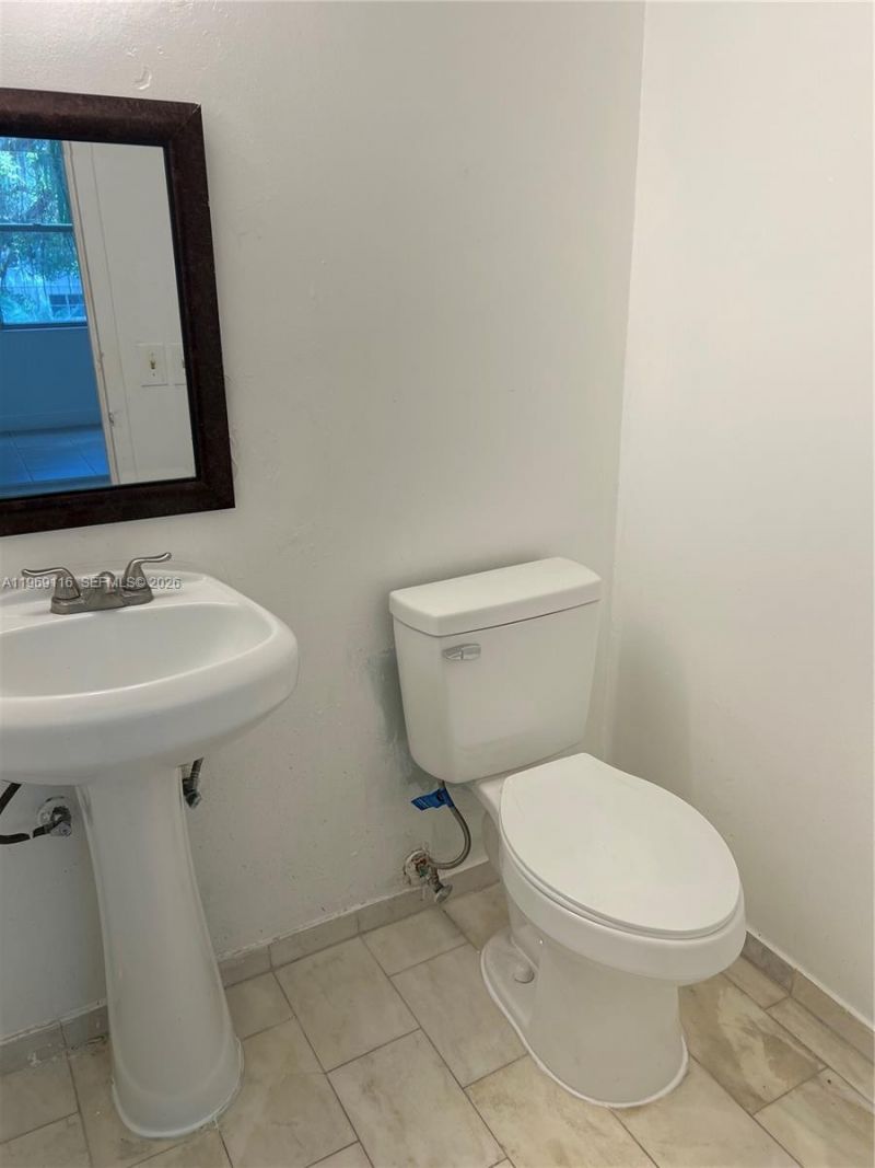 1800 Sans Souci Blvd , Unit 218, North Miami, FL 33181 Photo