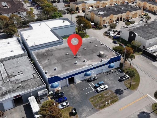 7801 W 25th Ct , Hialeah, FL 33016