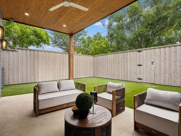 5104 Vandelia Street, Dallas, TX 75235