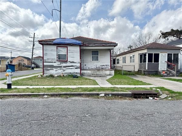 3000 MANDEVILLE Street, New Orleans, LA 70122