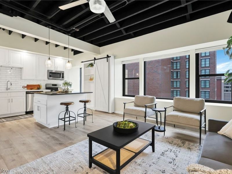 78 E Chestnut Street, Unit 608, Columbus, OH 43215 Photo 6