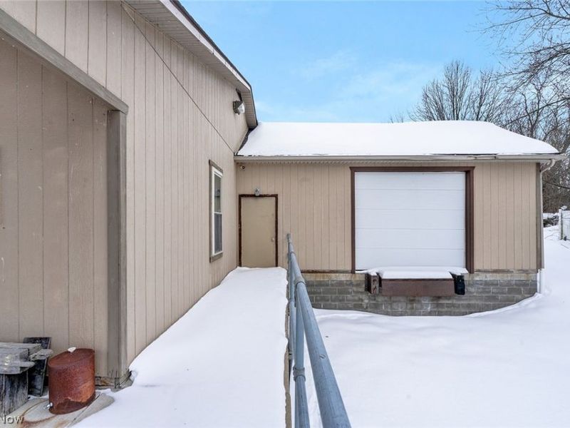 10725 Struthers Road, New Middletown, OH 44442 Photo 5