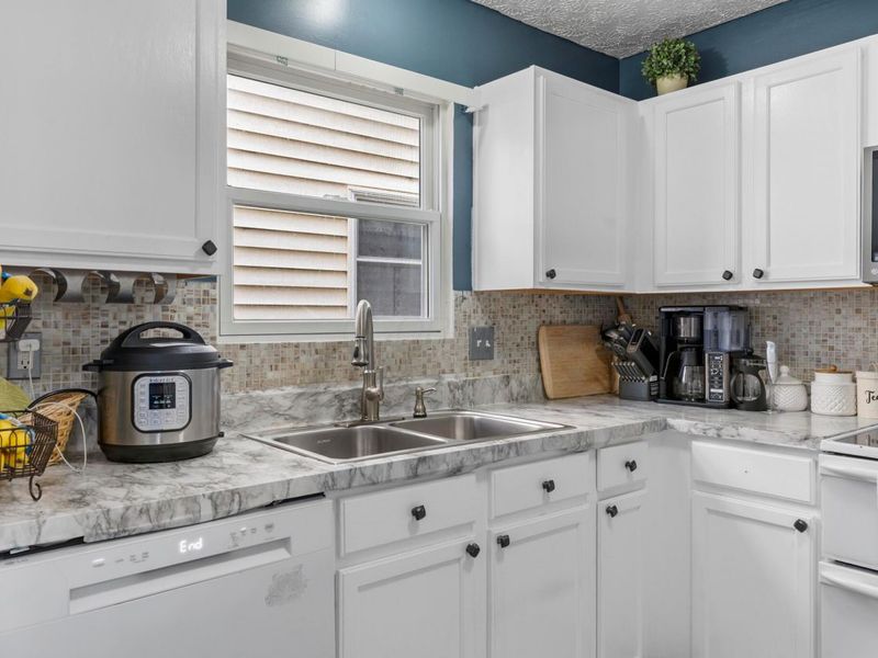 6296 Artesia Drive , Canal Winchester, OH 43110 Photo 27