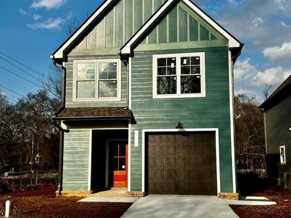 1366 Thomas Avenue, Chattanooga, TN 37409