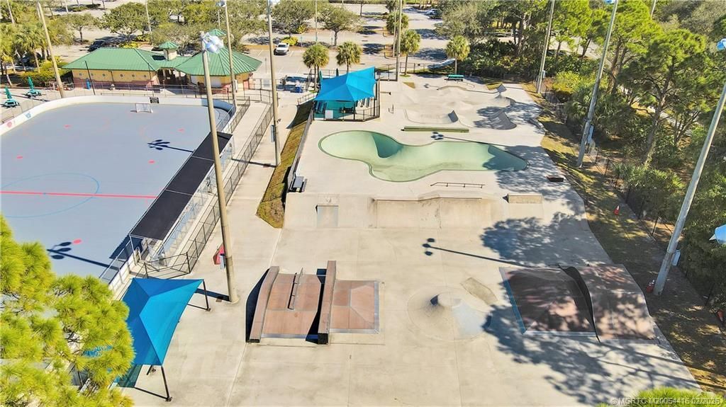 1586 Frederick Small Road , Jupiter, FL 33458 Photo