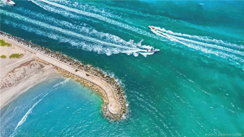 1586 Frederick Small Road , Jupiter, FL 33458 Photo