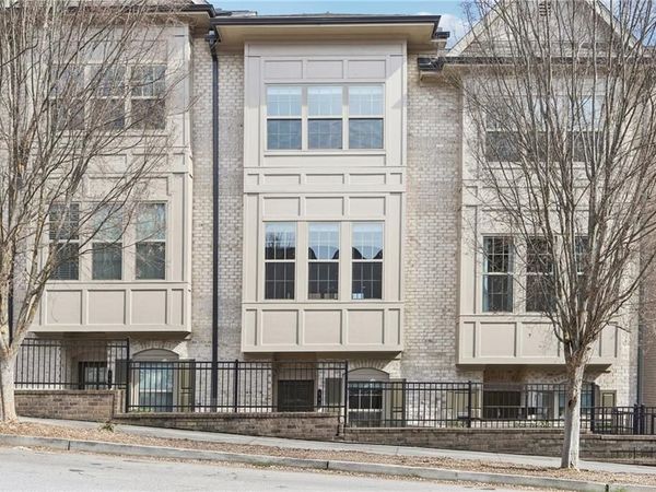 565 Broadview Place NE, Atlanta, GA 30324