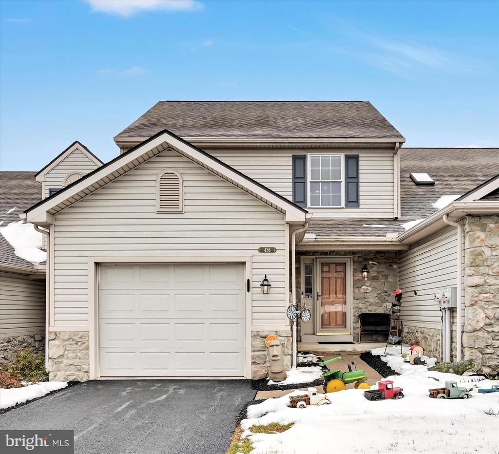 436 Hill Street, Mount Joy, PA 17552 Main Photo