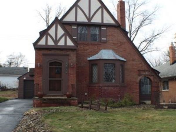 1734 Glenridge Road, Euclid, OH 44117