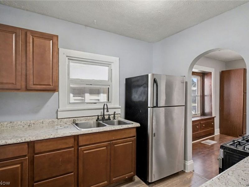 1100 Beardsley Street, Akron, OH 44301 Photo 7