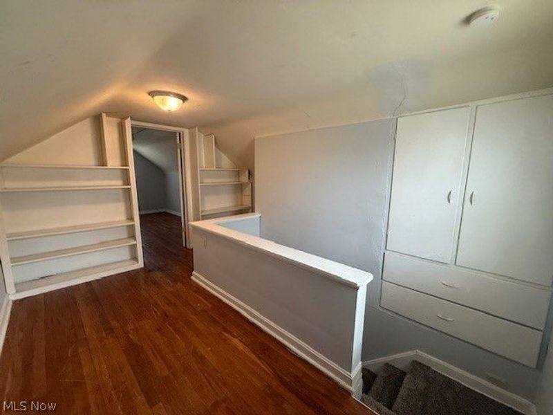 4377 Ingleside Road, Cleveland, OH 44128 Photo 10