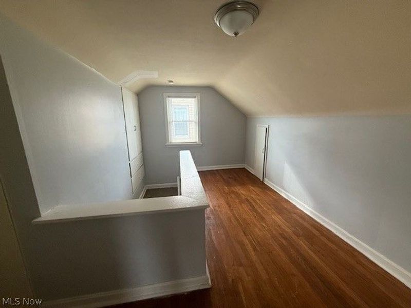 4377 Ingleside Road, Cleveland, OH 44128 Photo 9