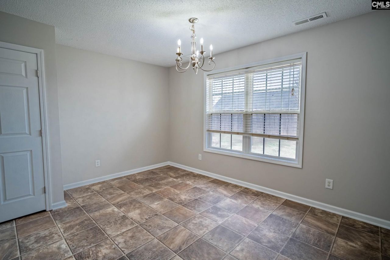 655 Ginhouse Drive  Photo 11