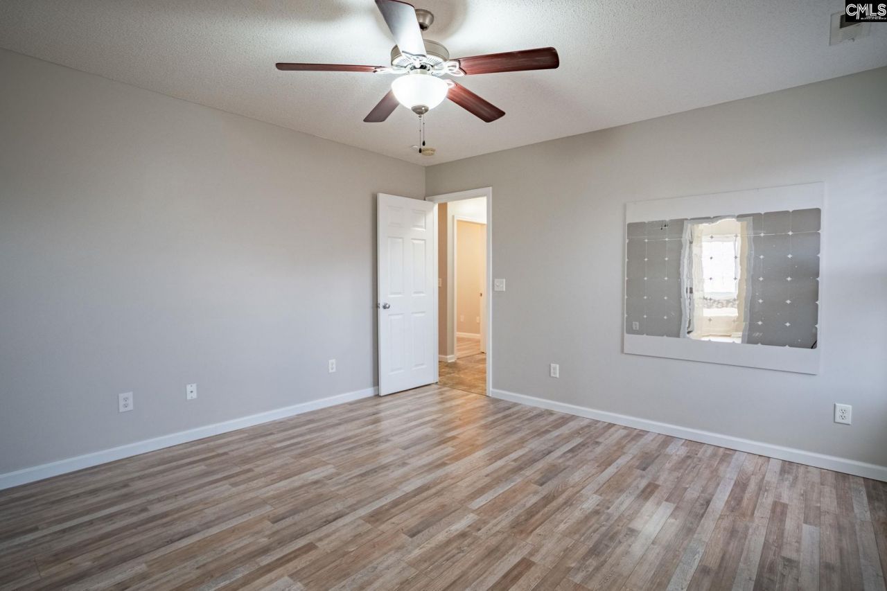 655 Ginhouse Drive  Photo 13