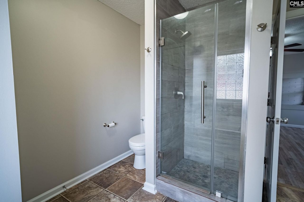 655 Ginhouse Drive  Photo 17