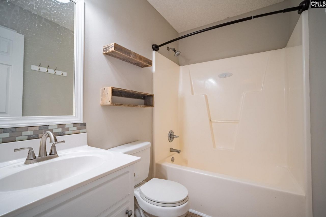 655 Ginhouse Drive  Photo 21