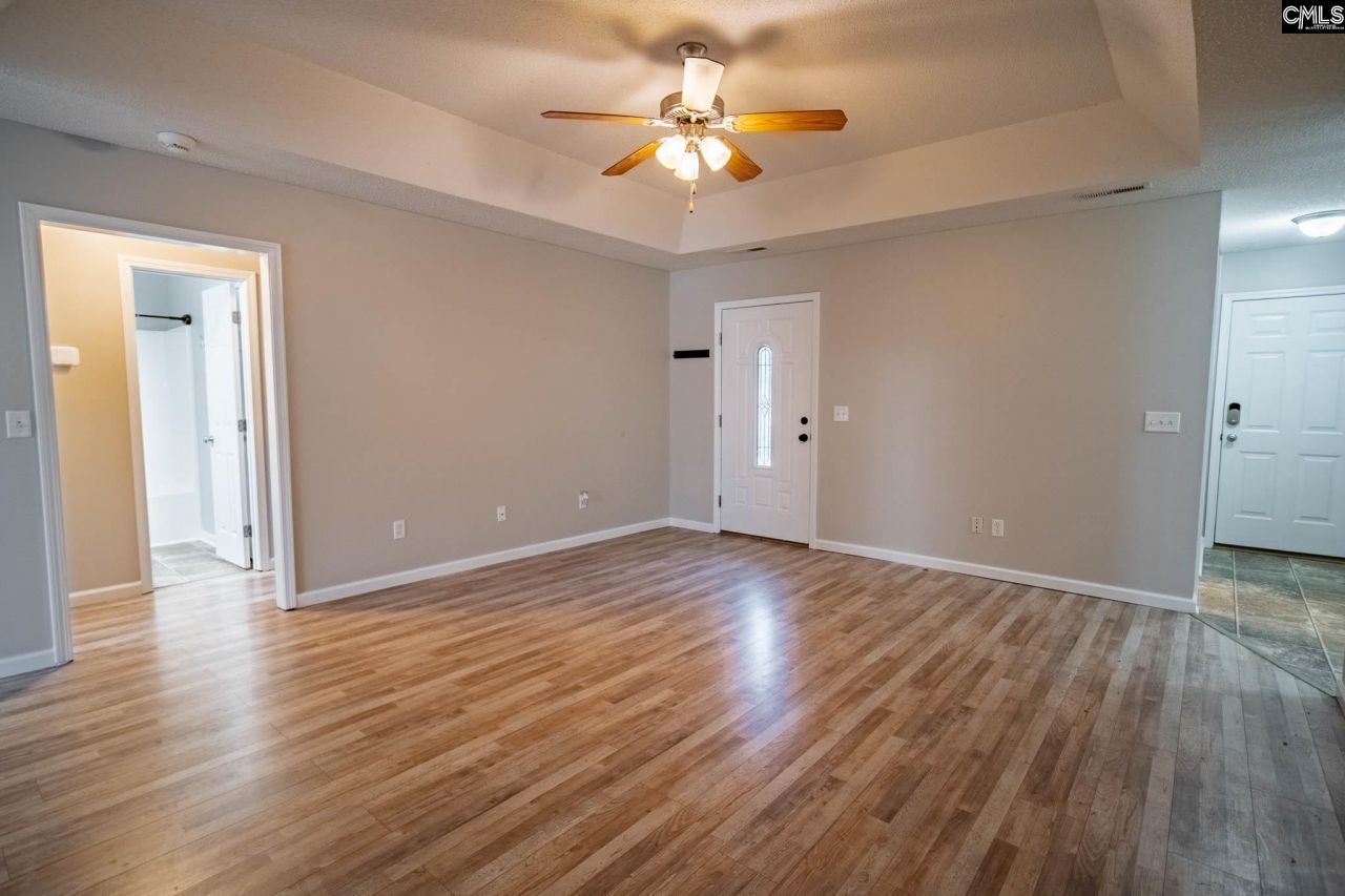 655 Ginhouse Drive  Photo 7