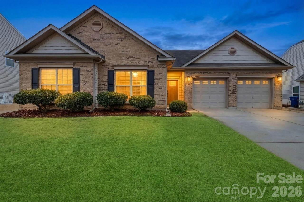 5707 Verducci Lane, Waxhaw, NC 28173 Main Photo