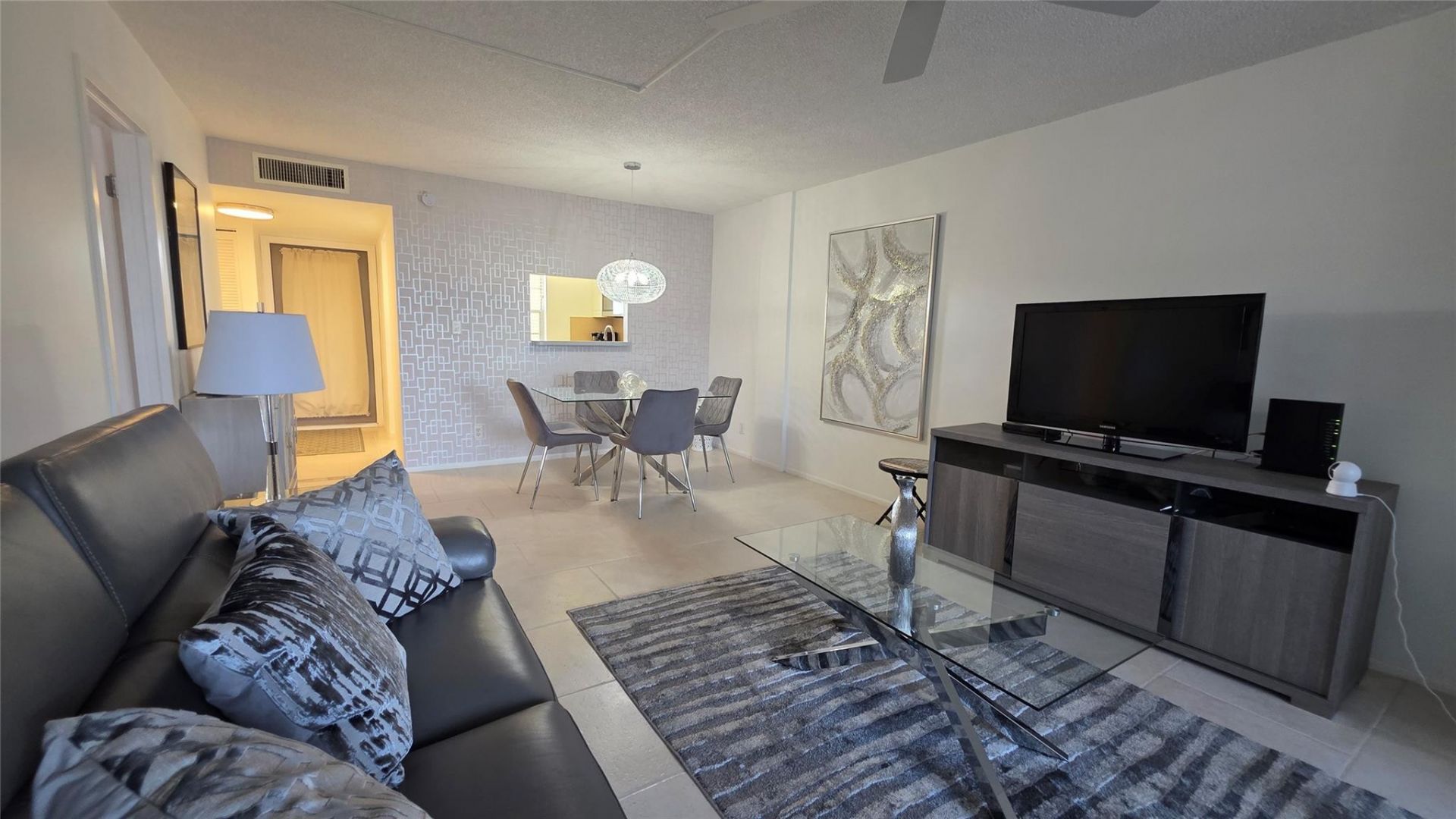 4851 NW 26th Court, Unit 437, Lauderdale Lakes, FL 33313 Photo