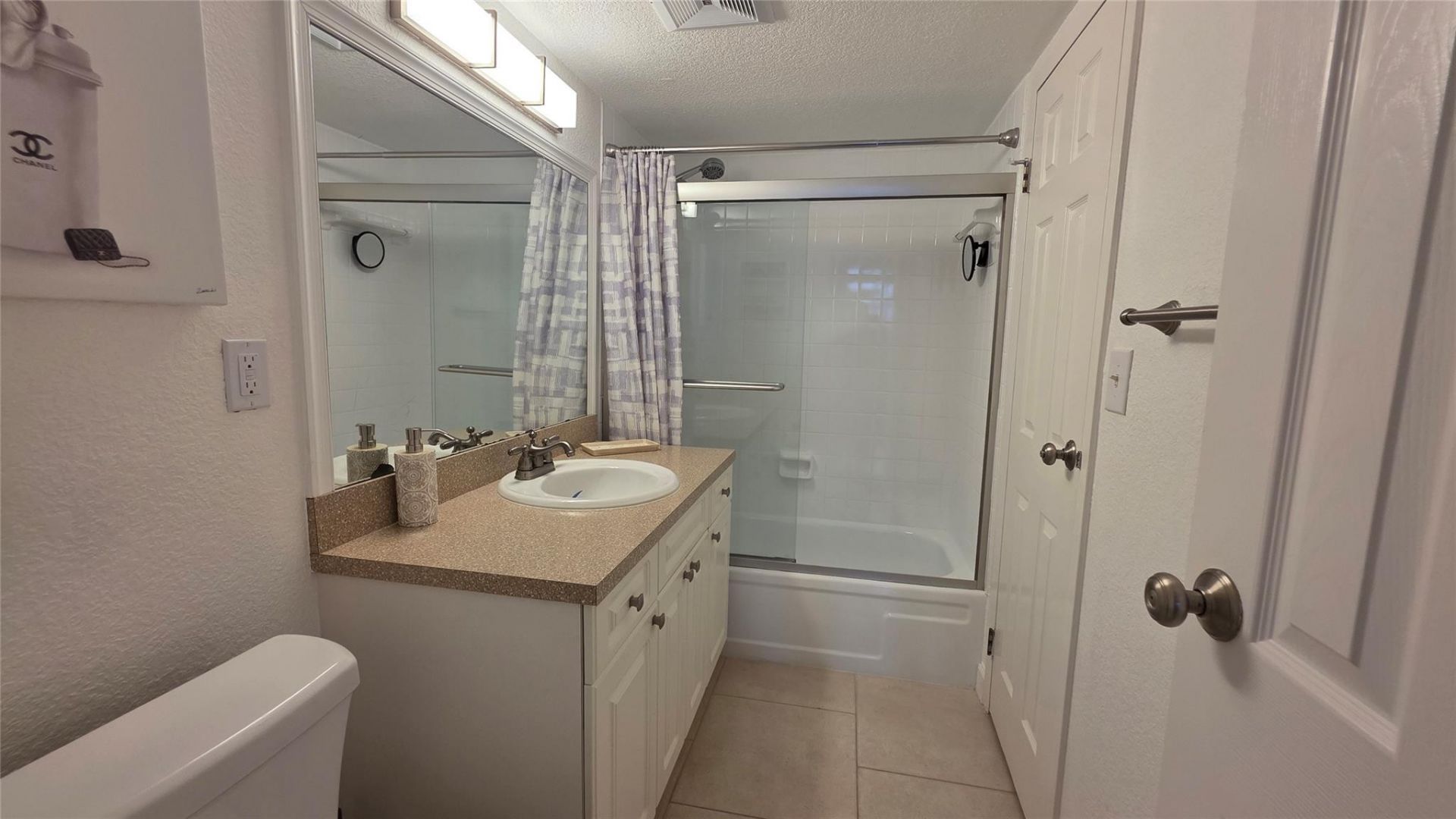 4851 NW 26th Court, Unit 437, Lauderdale Lakes, FL 33313 Photo