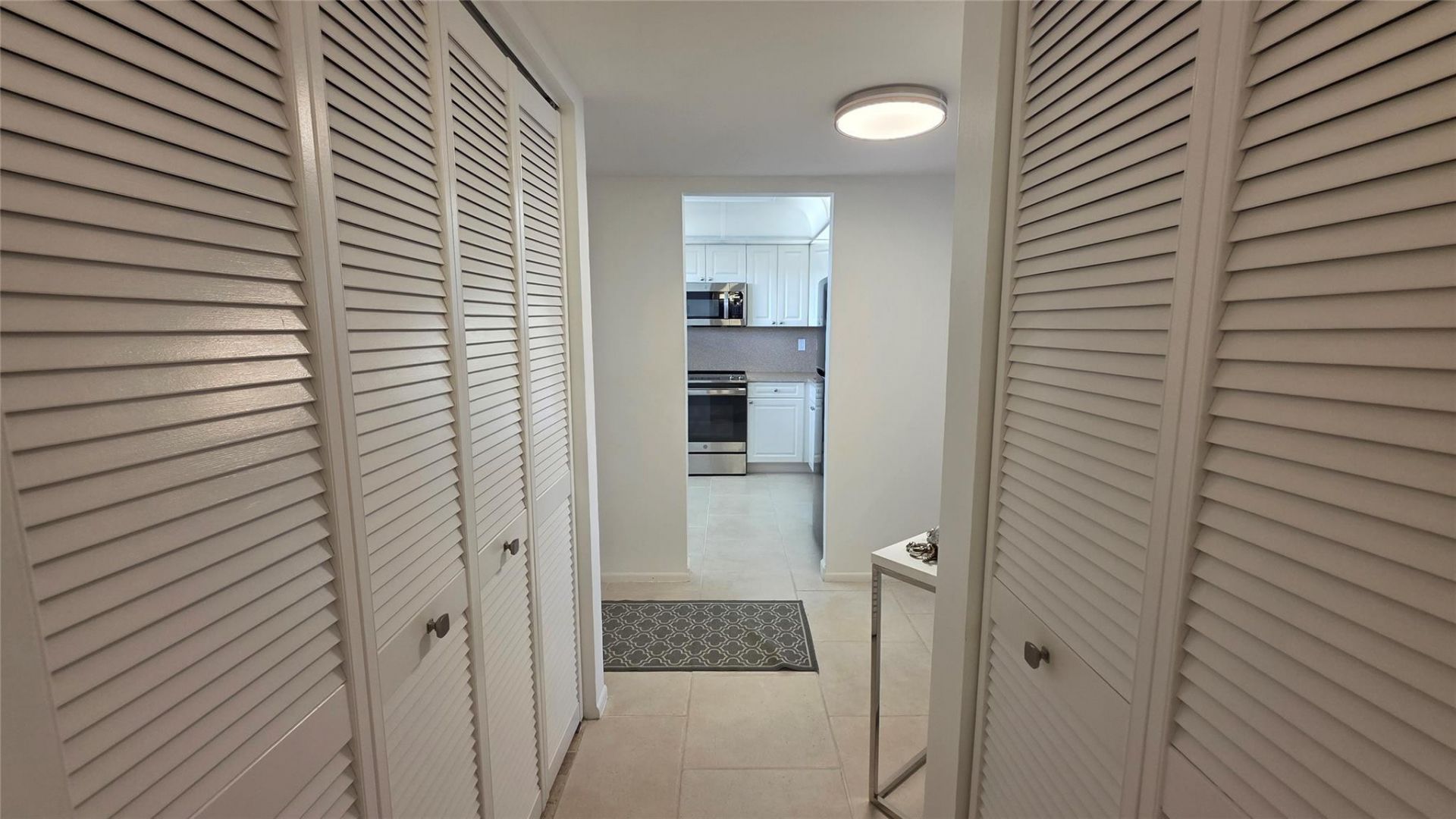 4851 NW 26th Court, Unit 437, Lauderdale Lakes, FL 33313 Photo