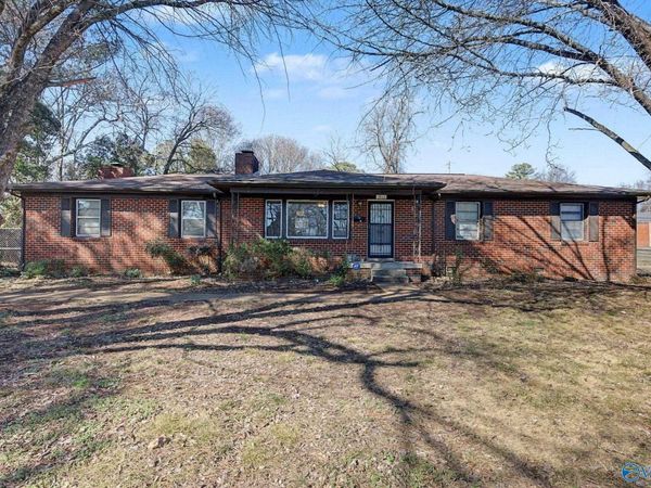 3803 Force Drive NW, Huntsville, AL 35810