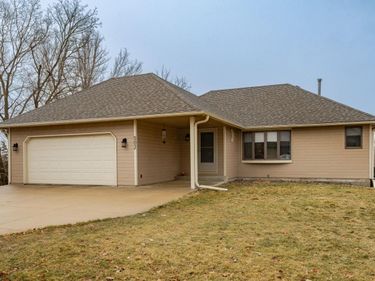 502 24th Street SW, Rochester, MN 55902