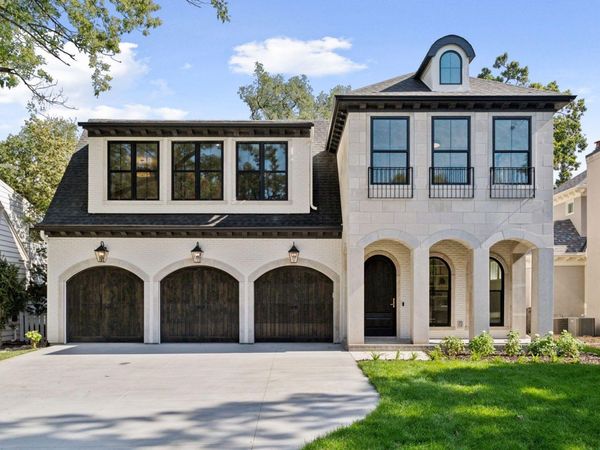 5341 Kellogg Avenue , Edina, MN 55424