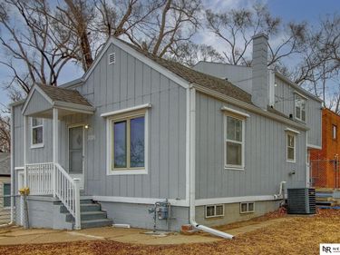 3701 N 43rd Street, Omaha, NE 68111