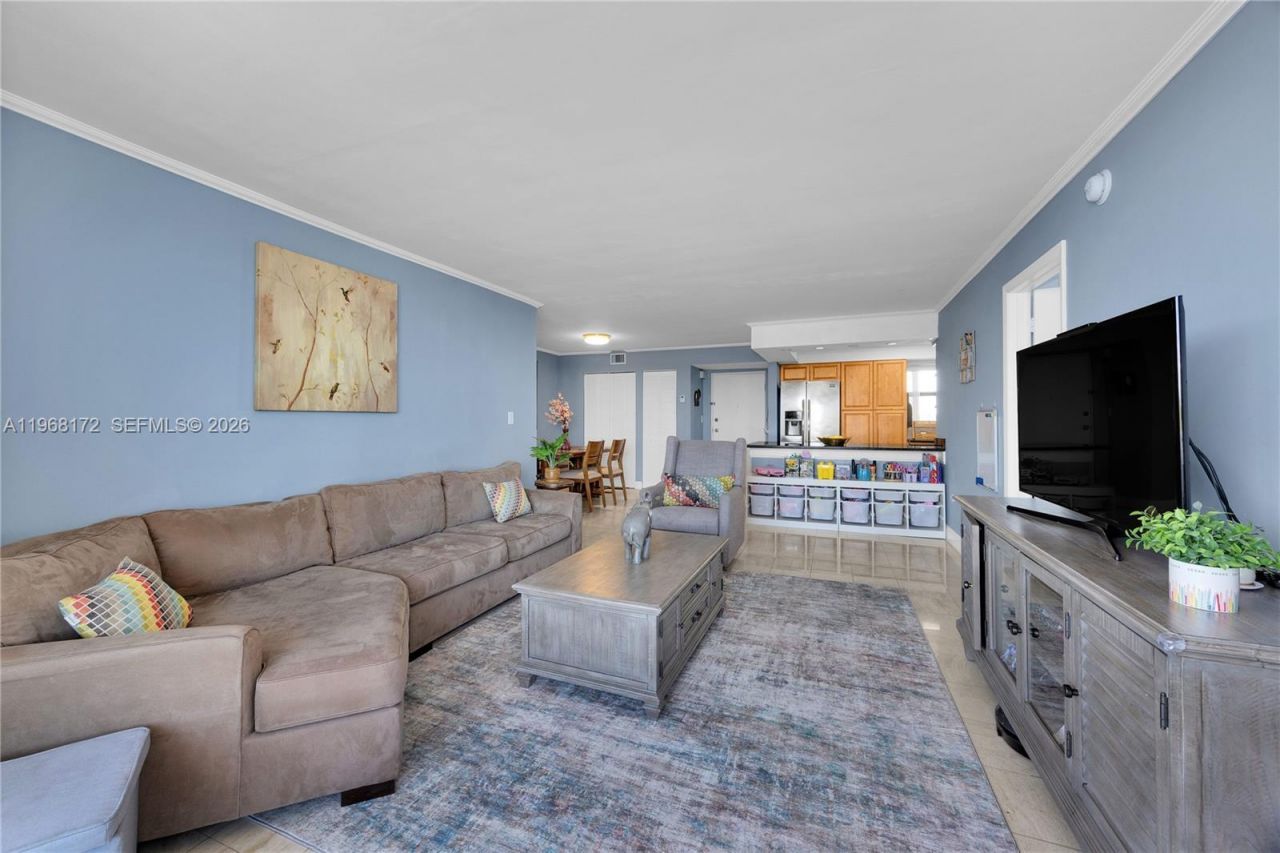 7300 Wayne Ave , Unit 405, Miami Beach, FL 33141 Photo