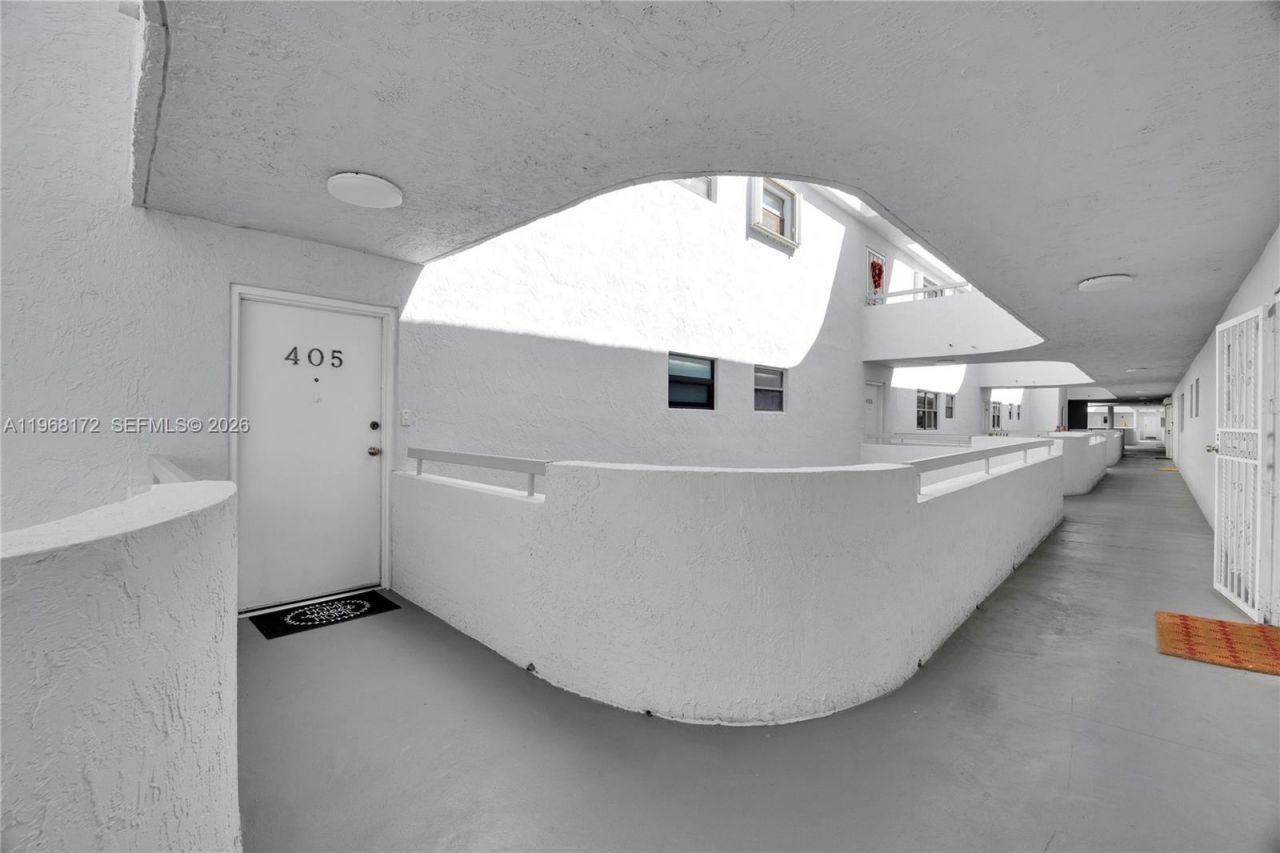7300 Wayne Ave , Unit 405, Miami Beach, FL 33141 Photo