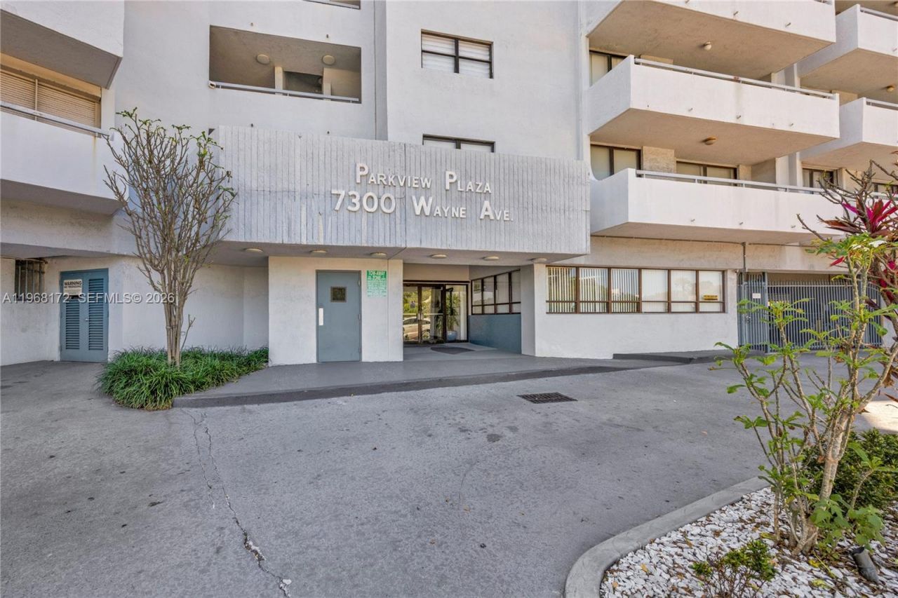 7300 Wayne Ave , Unit 405, Miami Beach, FL 33141 Photo