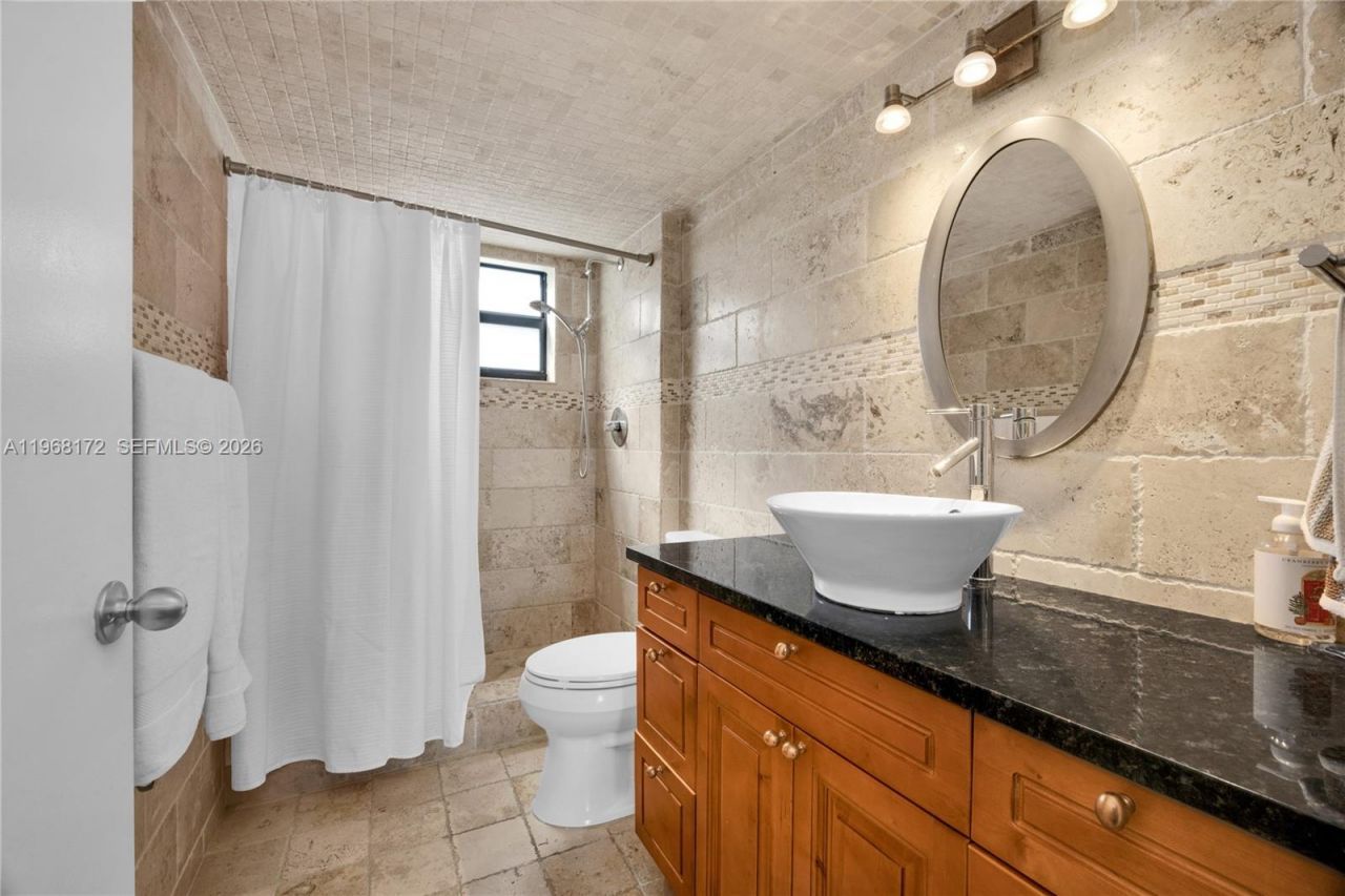 7300 Wayne Ave , Unit 405, Miami Beach, FL 33141 Photo