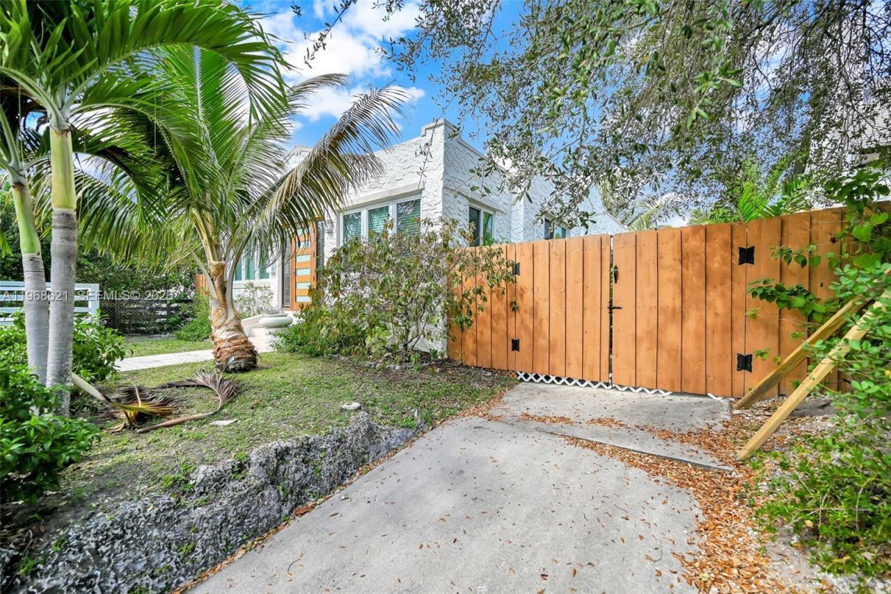 85 NW 47th Ter, Miami, FL 33127 Photo