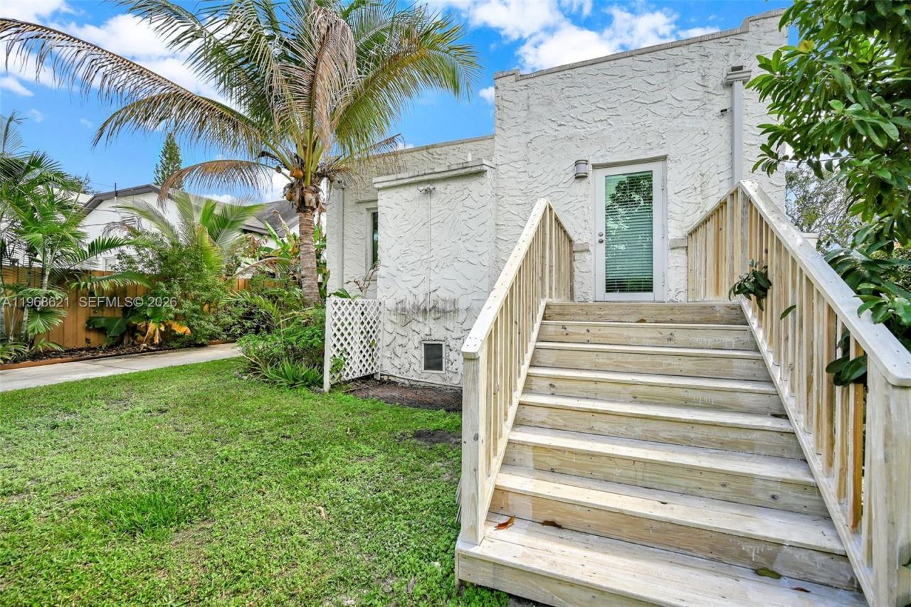 85 NW 47th Ter, Miami, FL 33127 Photo