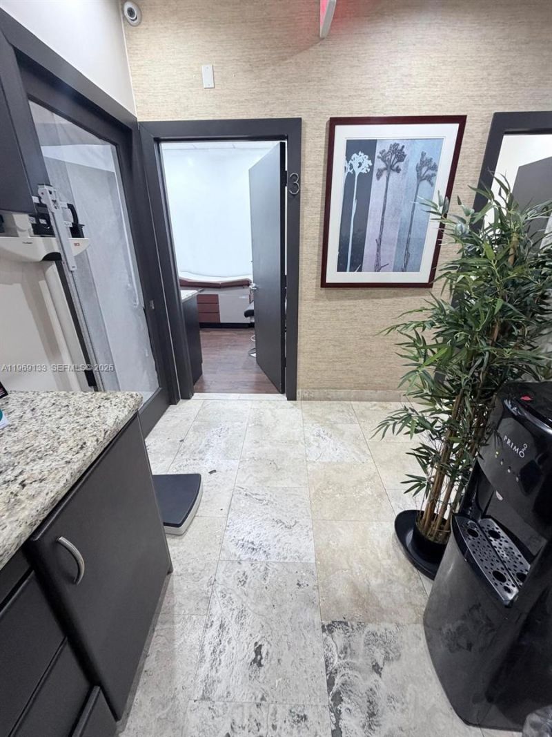 6141 SW 72 St , Unit 130, South Miami, FL 33143 Photo