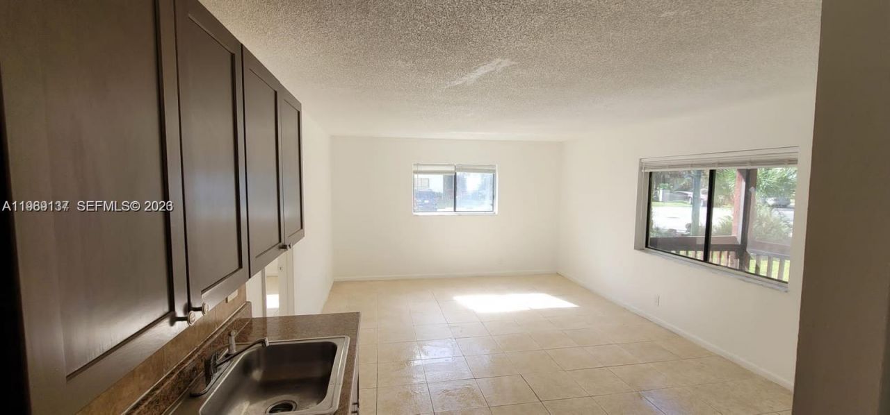 2026 NW 43rd Ter, Unit 2, Lauderhill, FL 33313 Photo