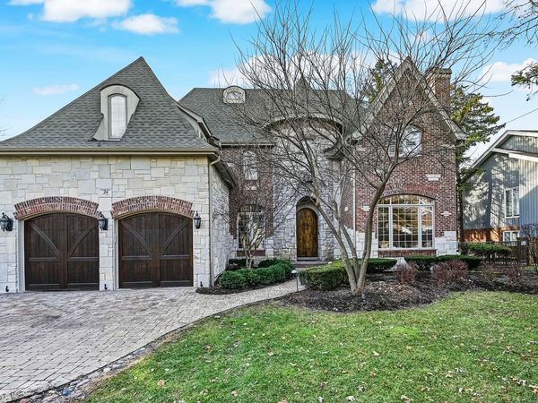 24 E 57th Street, Hinsdale, IL 60521