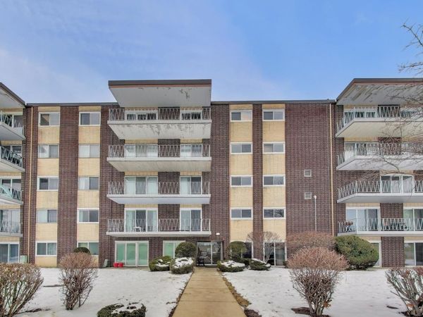 2900 MAPLE Avenue , Unit 22C, Downers Grove, IL 60515