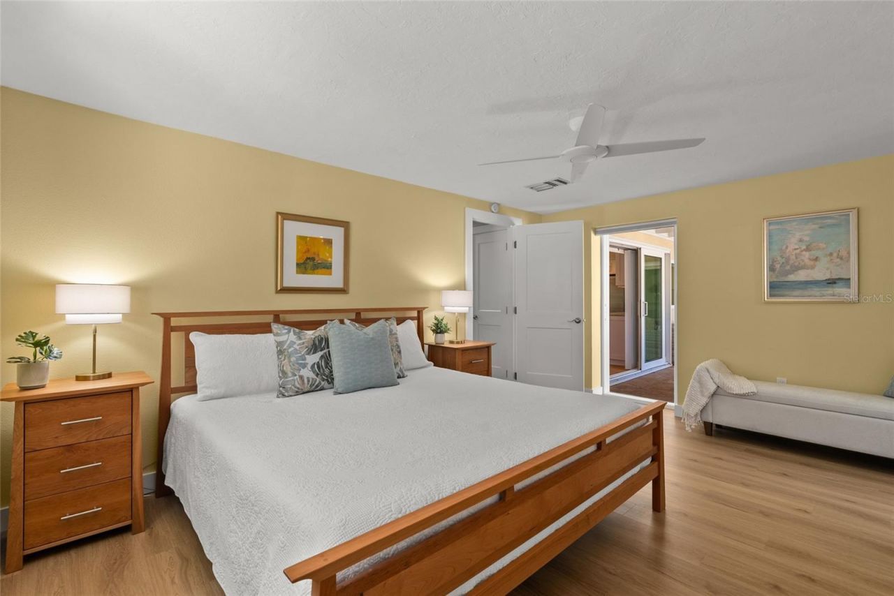 353 Avenida Leona, Sarasota, FL 34242 Photo