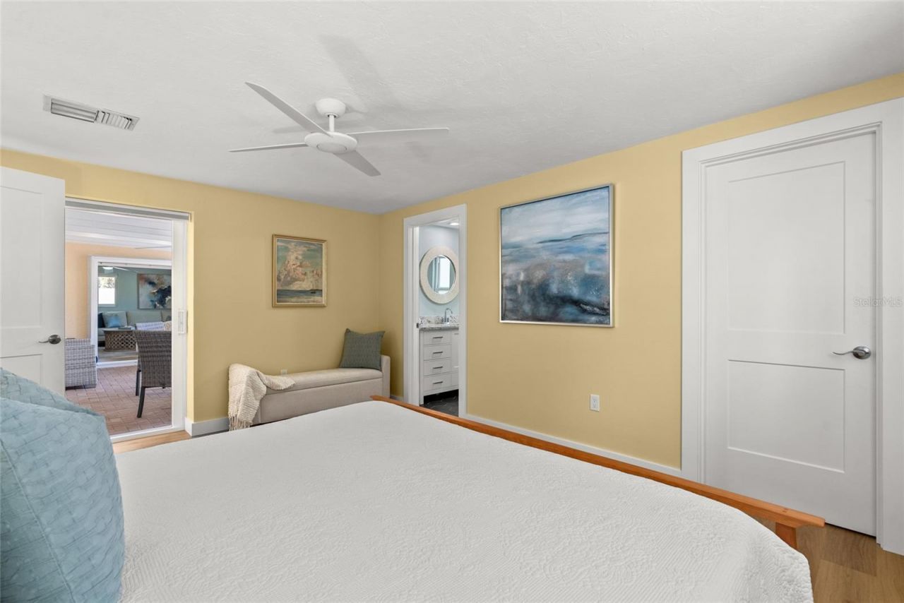 353 Avenida Leona, Sarasota, FL 34242 Photo