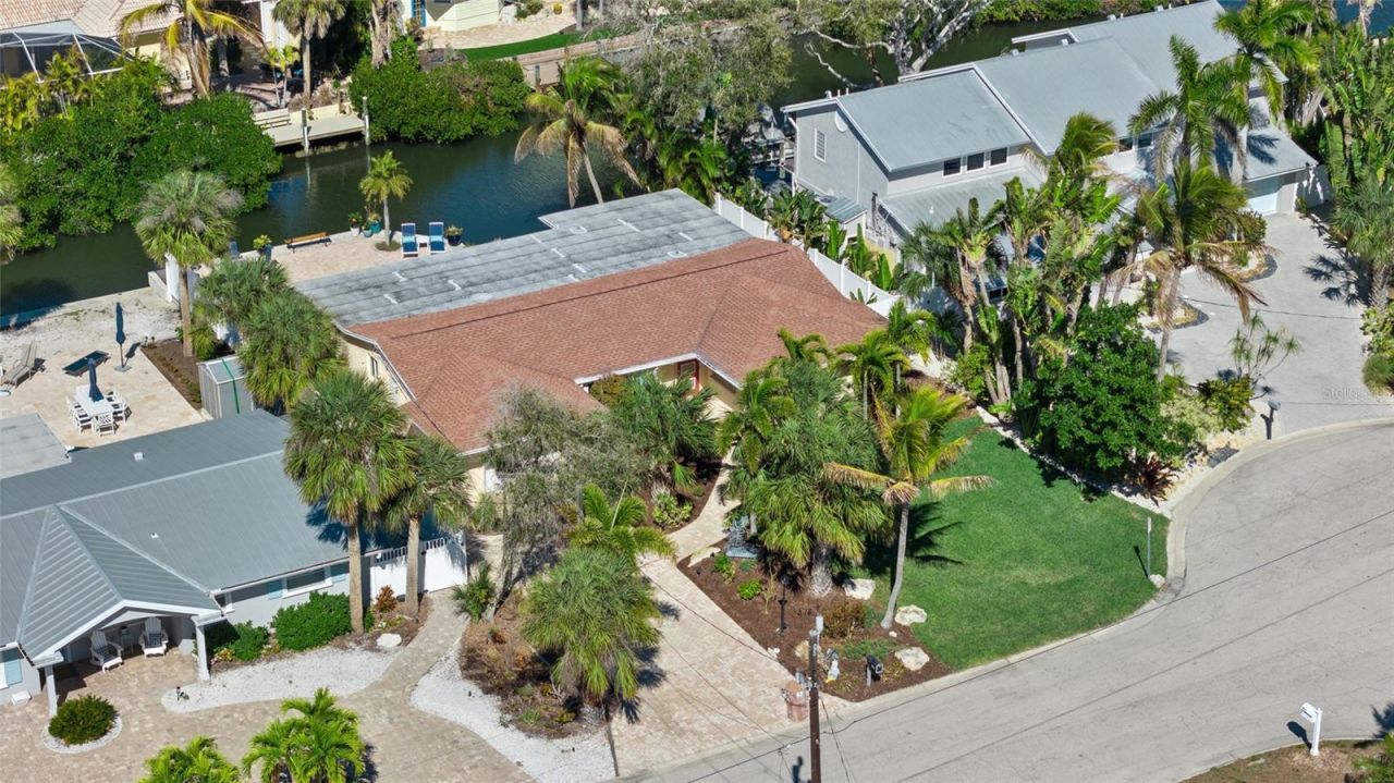 353 Avenida Leona, Sarasota, FL 34242 Photo