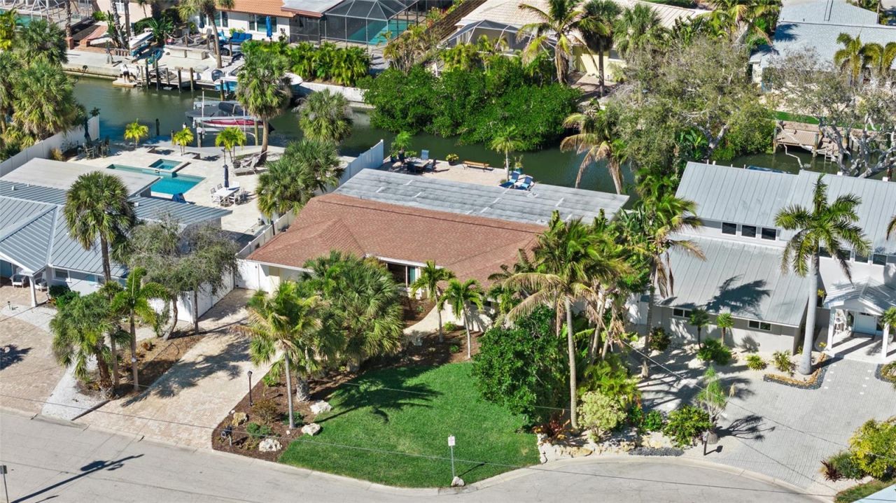 353 Avenida Leona, Sarasota, FL 34242 Photo