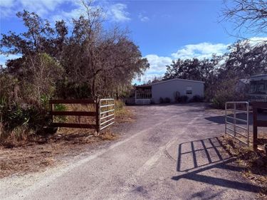900 RACOON TRAIL, FROSTPROOF, FL 33843