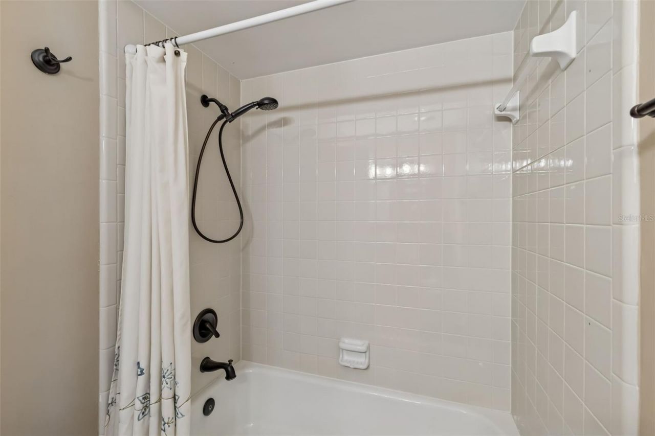 3106 Lake Ellen Drive, Tampa, FL 33618 Photo