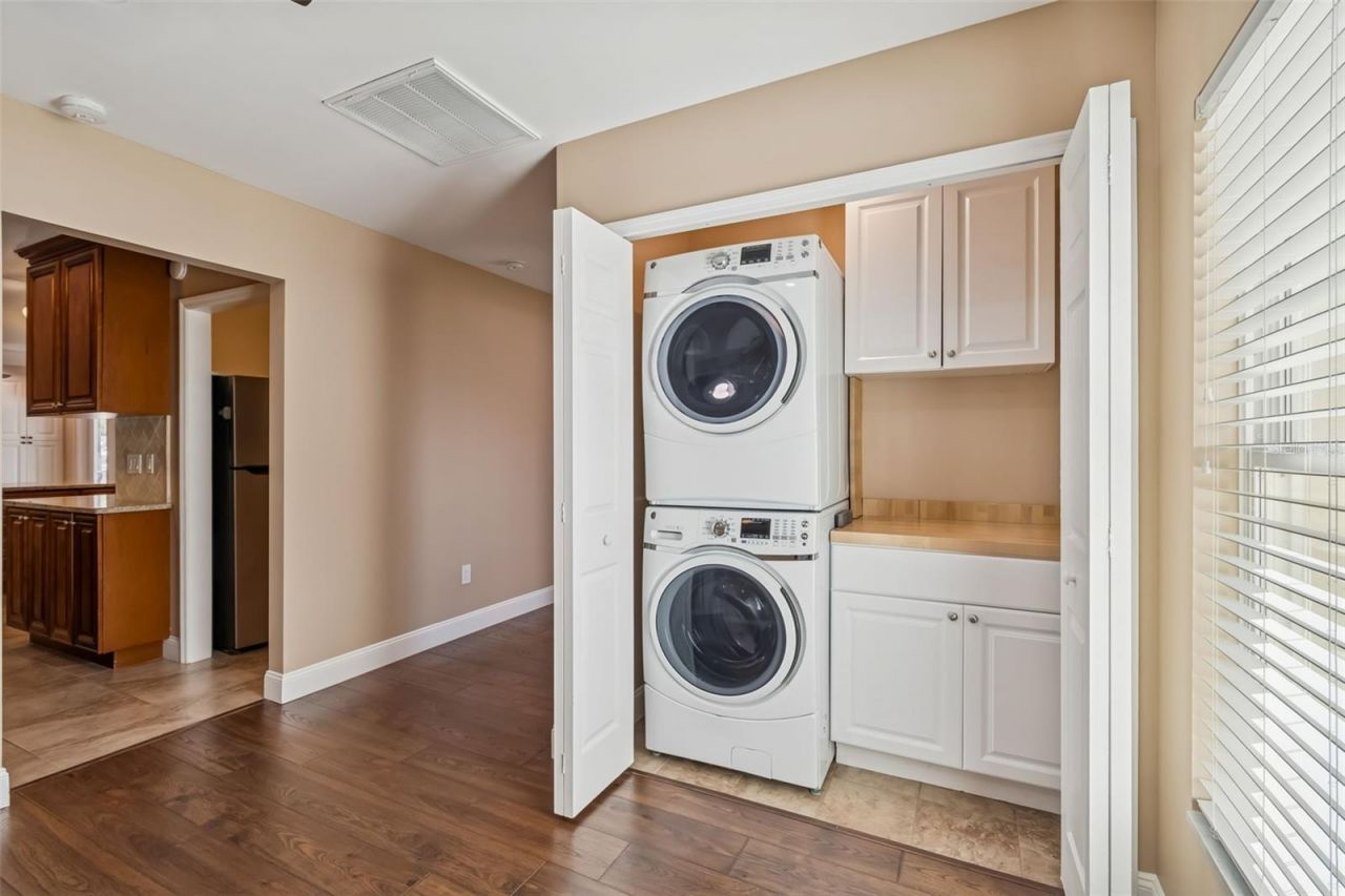 3106 Lake Ellen Drive, Tampa, FL 33618 Photo