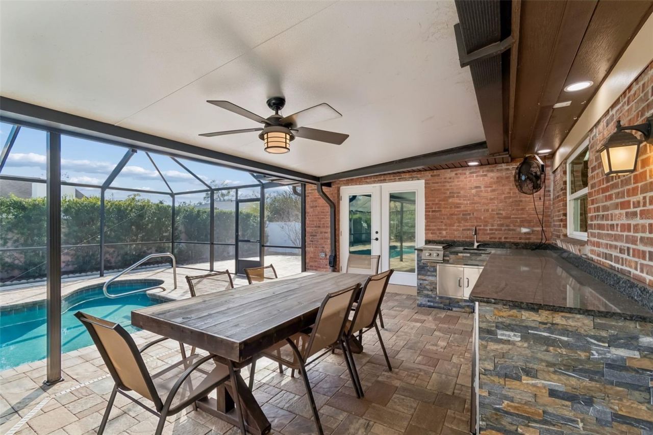 3106 Lake Ellen Drive, Tampa, FL 33618 Photo